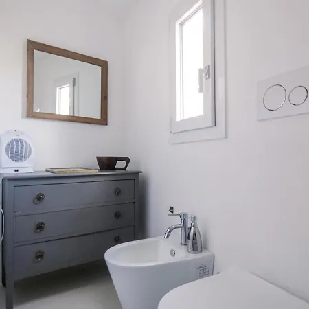 Holiday home Zizzi Home - La Casa Nel Borgo Blevio